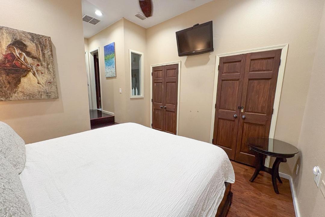 Photo of Bedroom in Baytowne Wharf