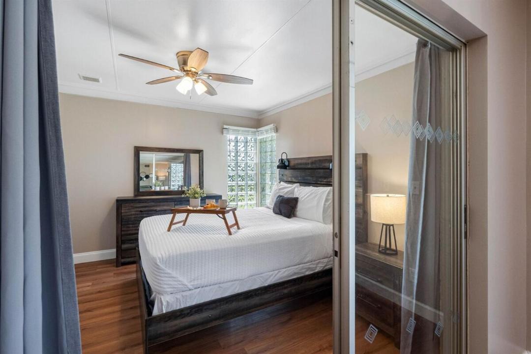 Photo of Bedroom in Bay Crest Park