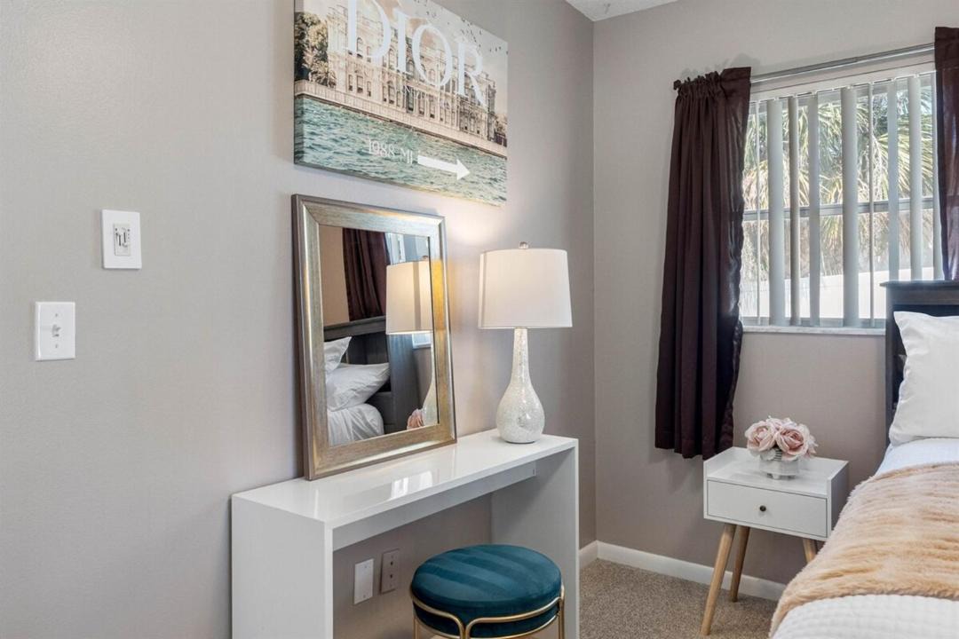 Photo of Bedroom in Bay Crest Park