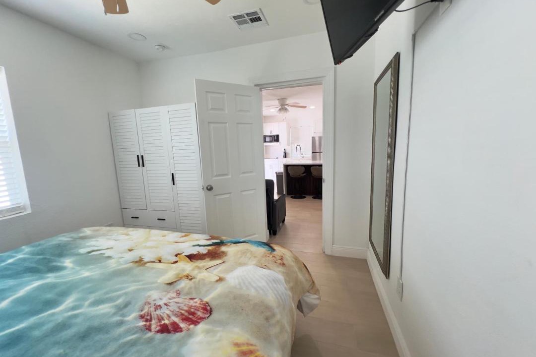 Photo of Bedroom in North Hyde Park
