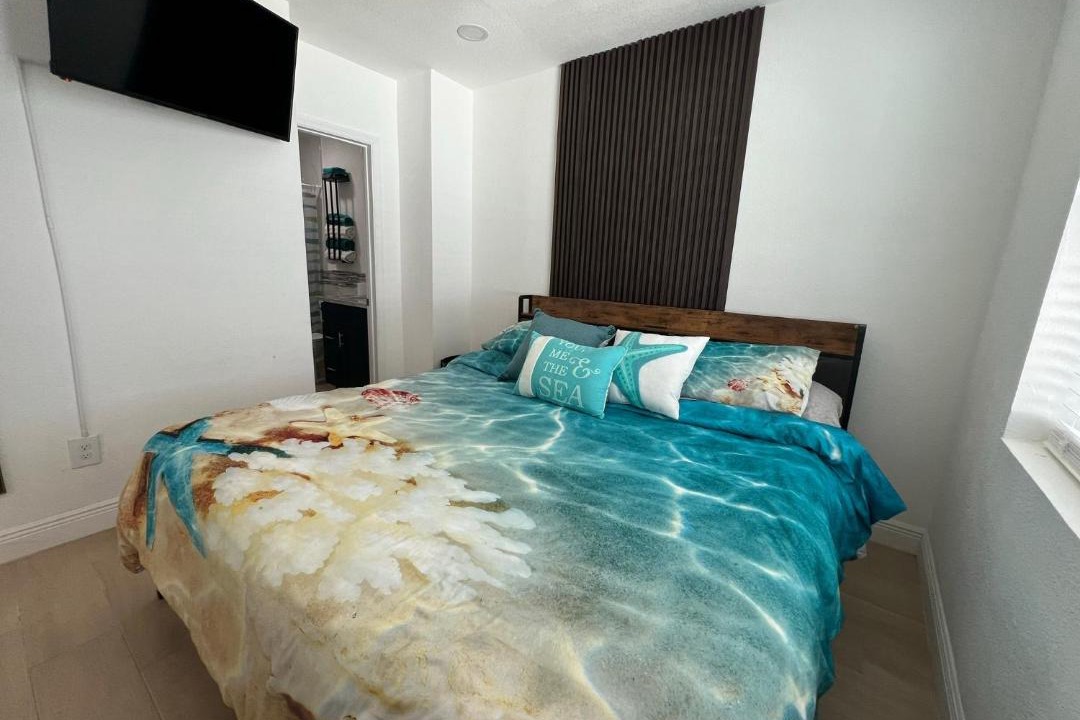 Photo of Bedroom in North Hyde Park