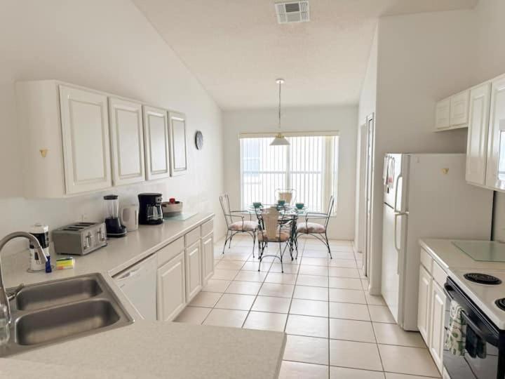Photo of Kitchen in Bridgewater Crossing