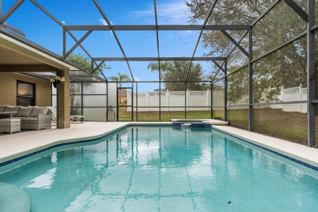 Photo of Patio Balcony in Legacy Park