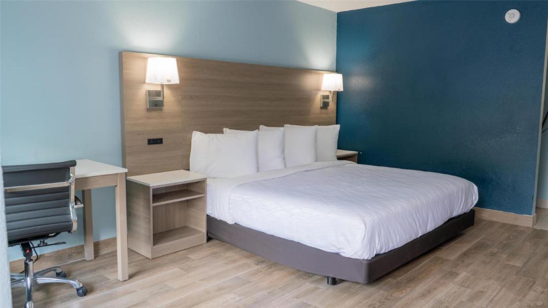 Photo of Bedroom in Northside