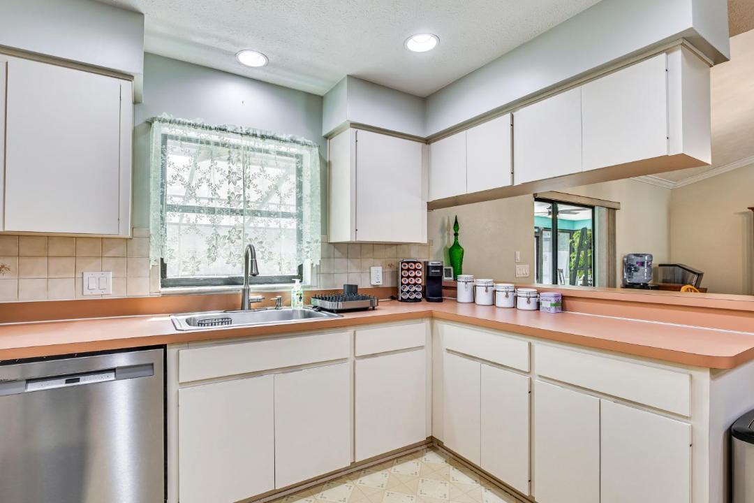 Photo of Kitchen in Citrus Springs