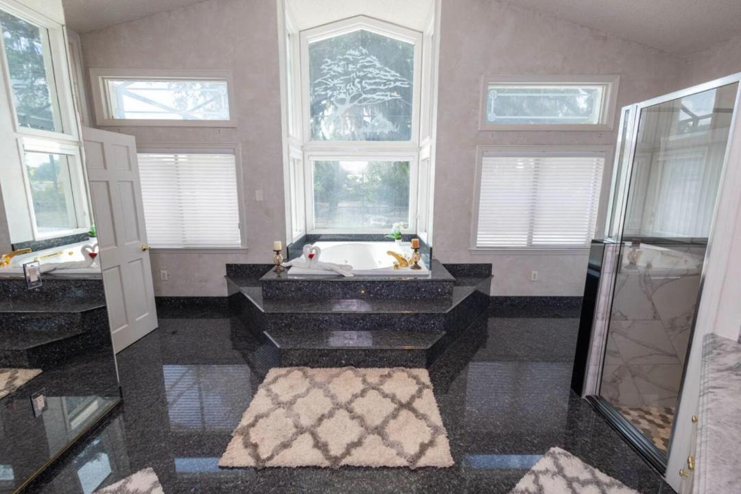Photo of Bathroom in Fairvilla