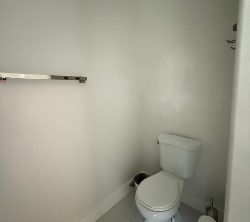 Photo of Bathroom in Miami Gardens