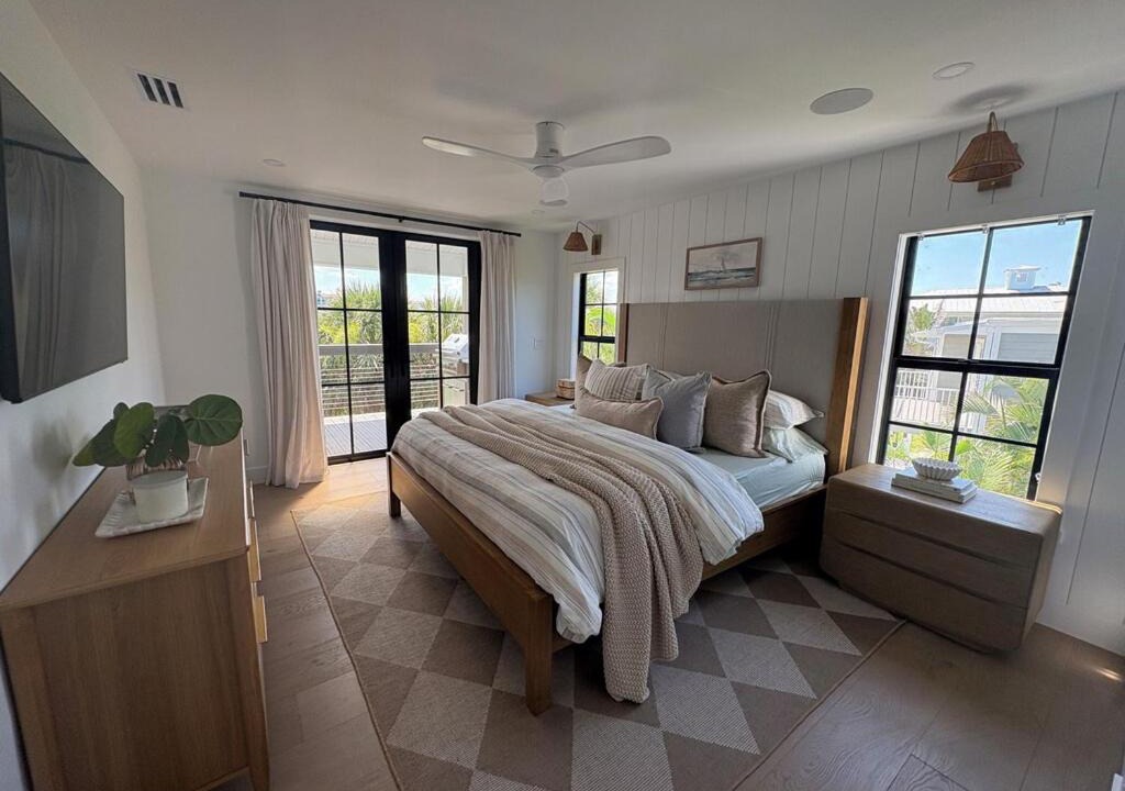Photo of Bedroom in Palm Island
