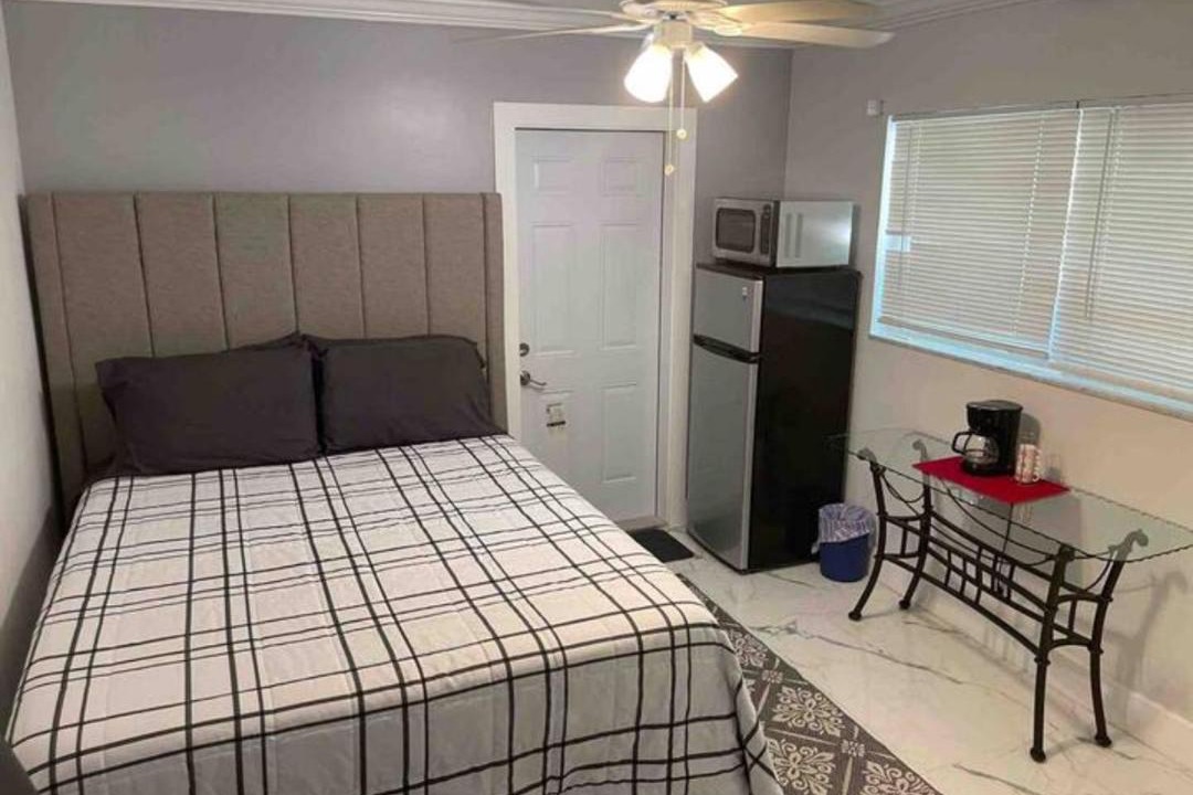 Photo of Bedroom in Deerfield Beach
