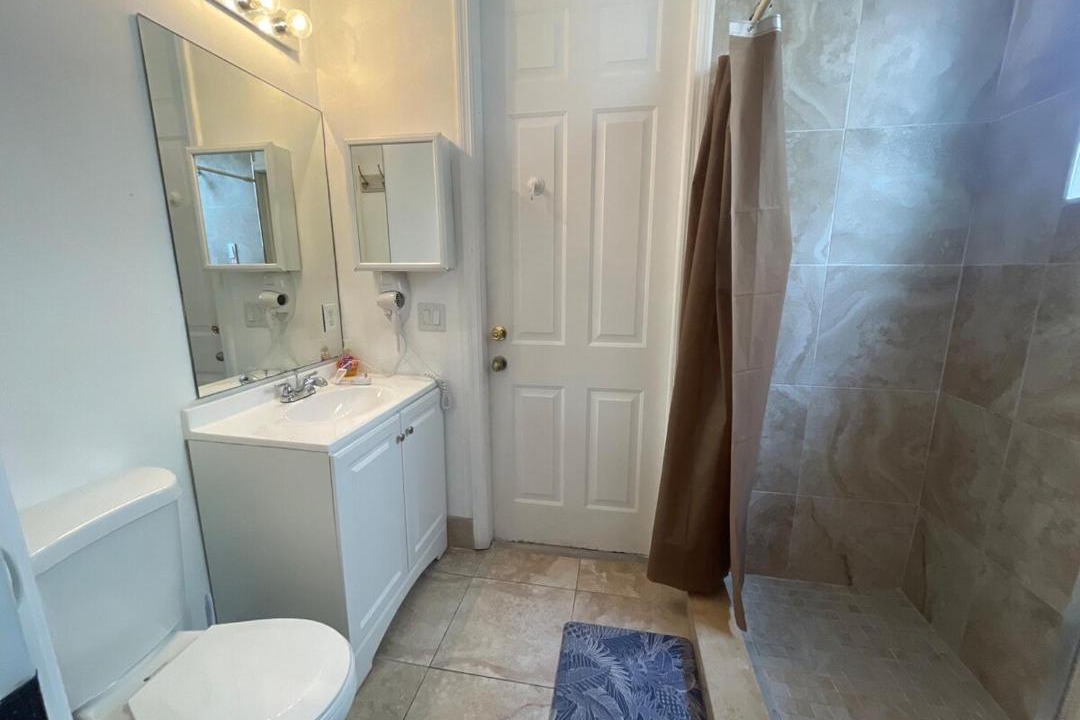 Photo of Bathroom in Miami Lakes