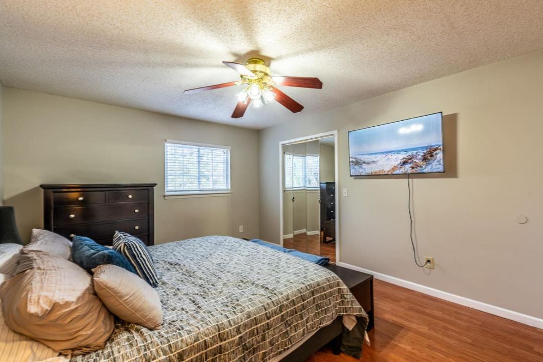 Photo of Bedroom in Orange Park