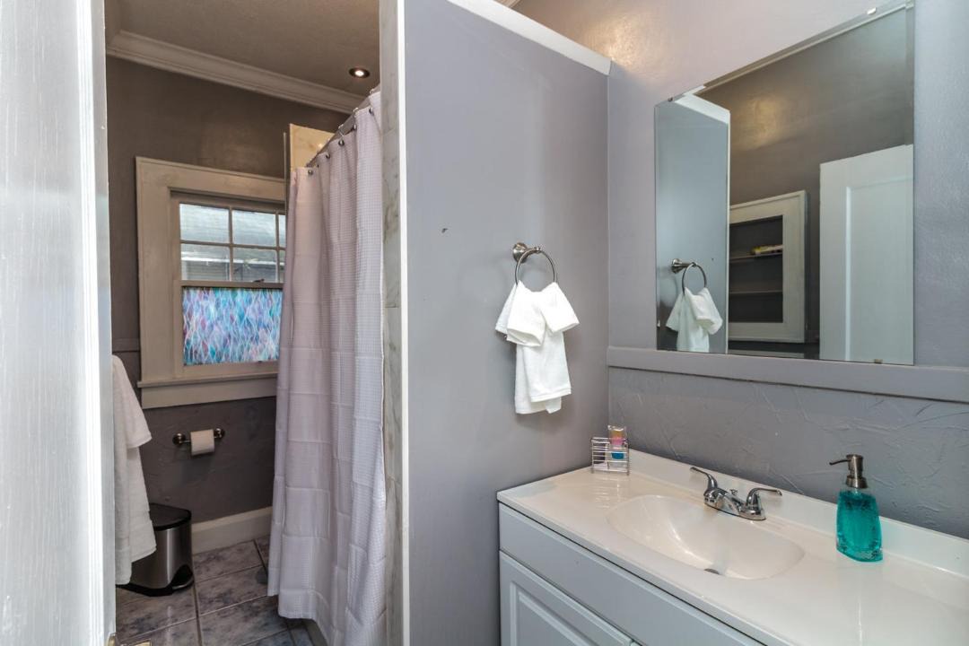 Photo of Bathroom in East Lake Morton