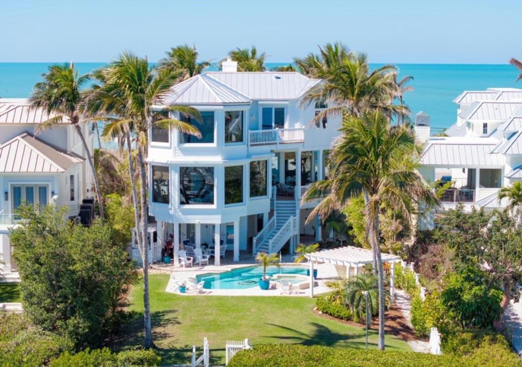 Photo of Others in Captiva