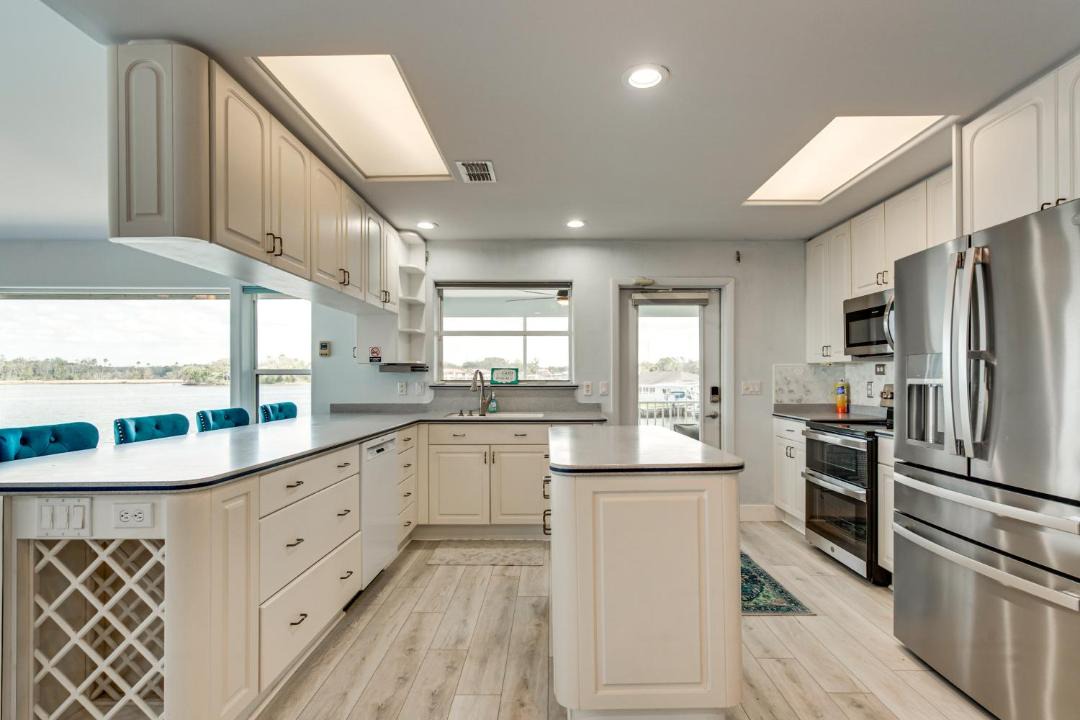 Photo of Kitchen in Crystal Shores