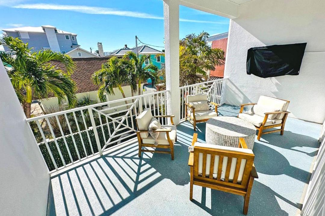 Photo of Patio Balcony in Pass-a-Grille Historic District