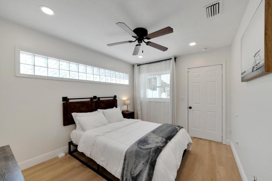 Photo of Bedroom in Carrollwood