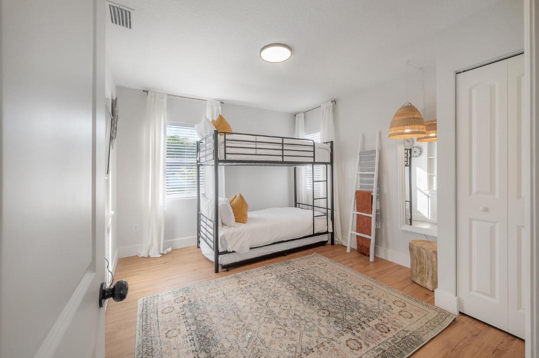 Photo of Bedroom in Harbor Bluffs