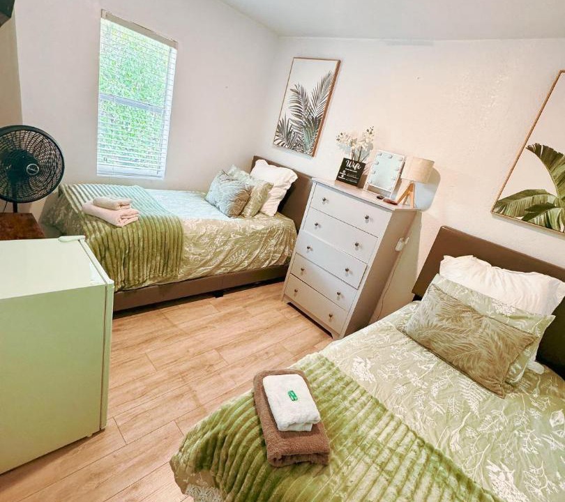 Photo of Bedroom in Midtown