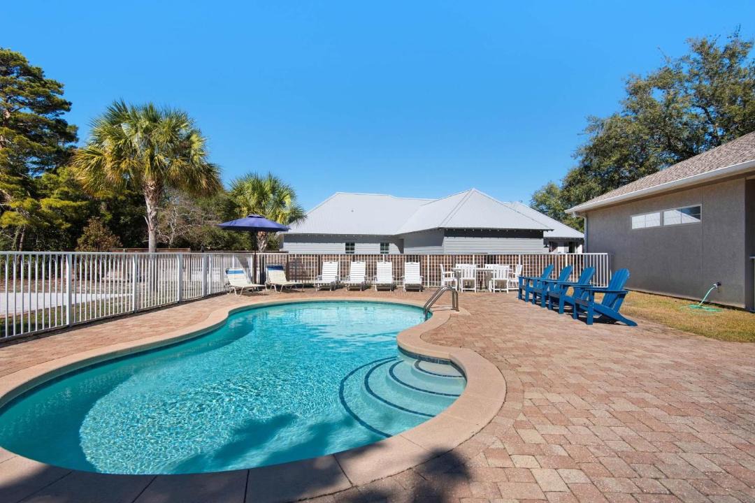 Photo of Others in Gulf Pines