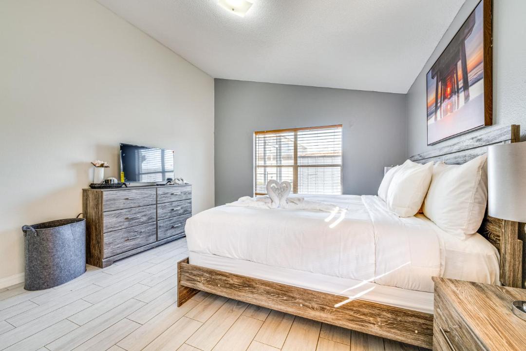 Photo of Bedroom in Eagle Pointe South