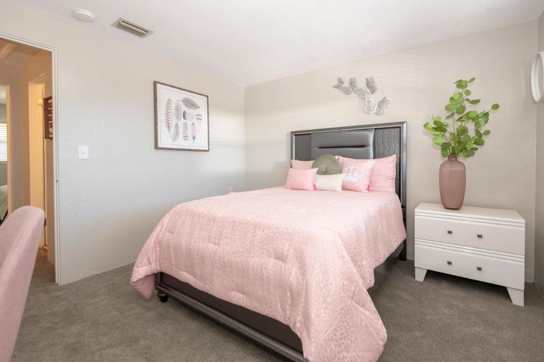 Photo of Bedroom in South Daytona