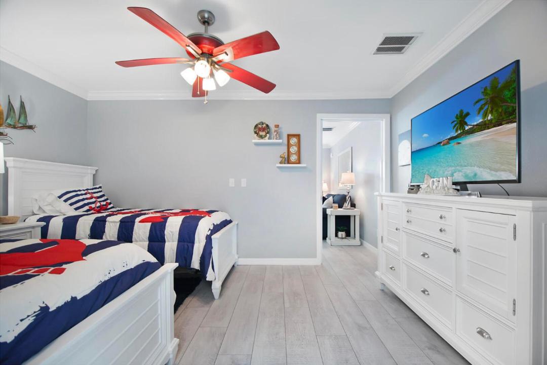 Photo of Bedroom in Isles of Capri
