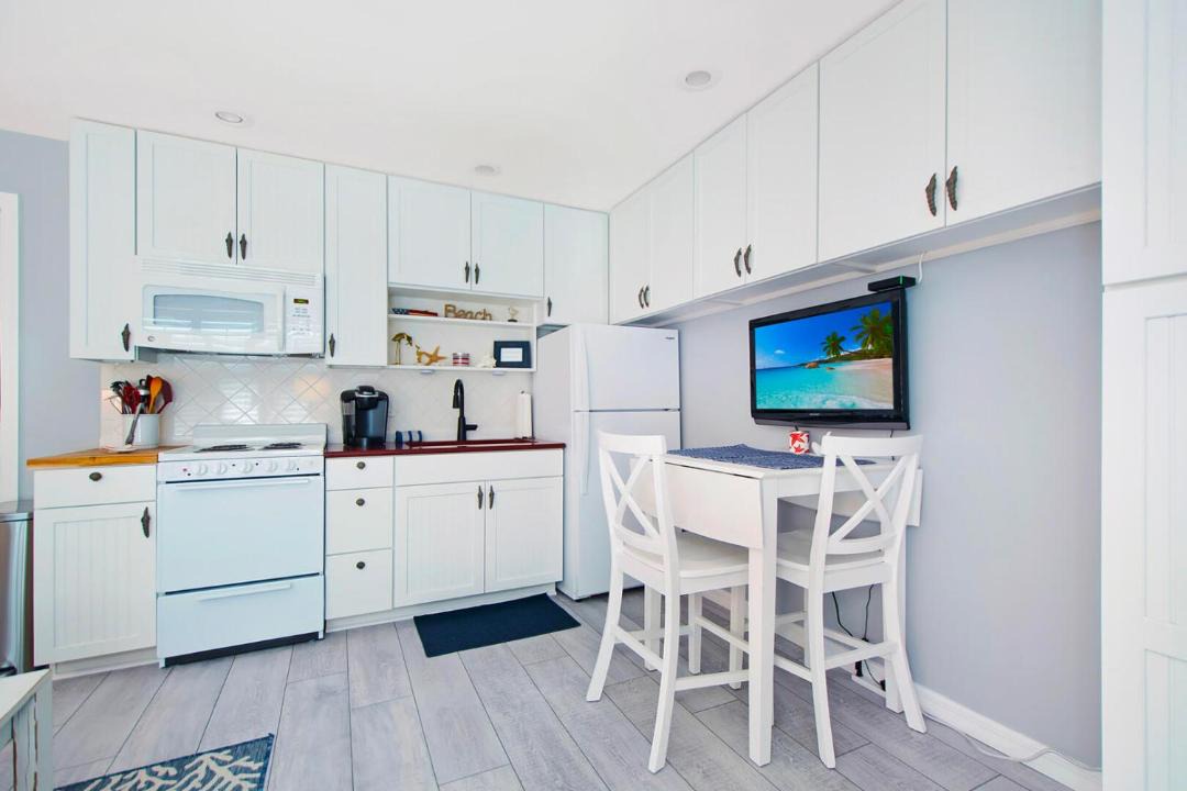 Photo of Kitchen in Isles of Capri
