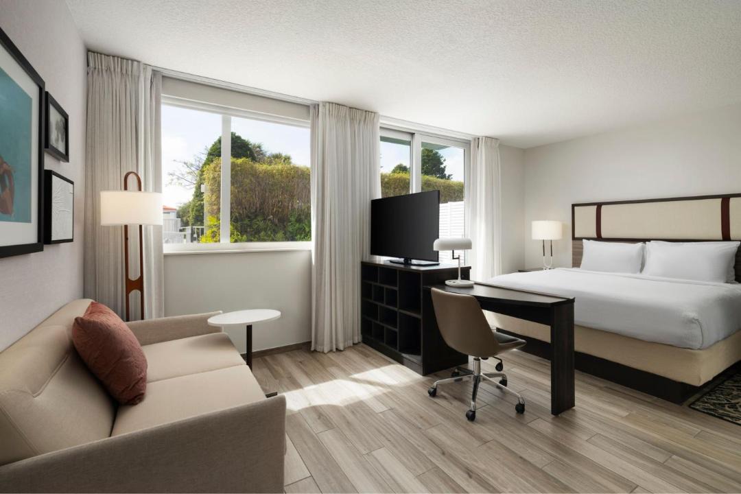 Photo of Bedroom in Surfside