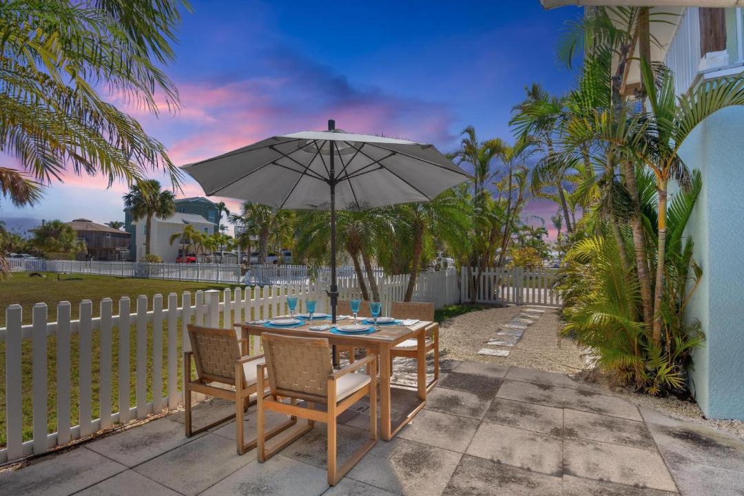 Photo of Patio Balcony in Longbeach Village