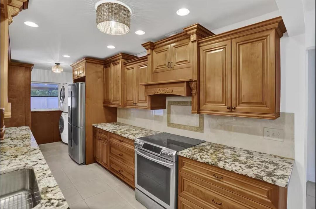 Photo of Kitchen in Tropic Palms