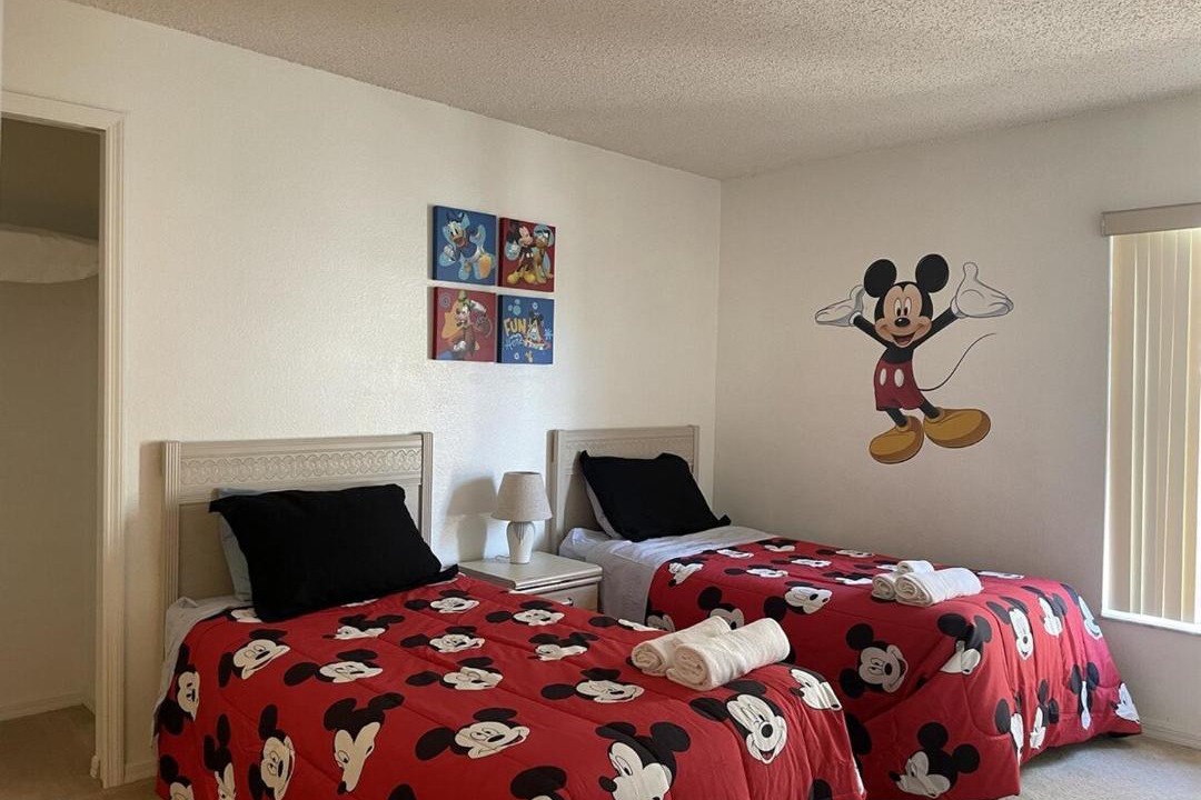 Photo of Bedroom in Lindfields