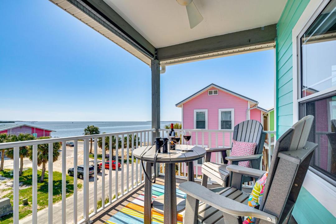 Photo of Patio Balcony in Cedar Key