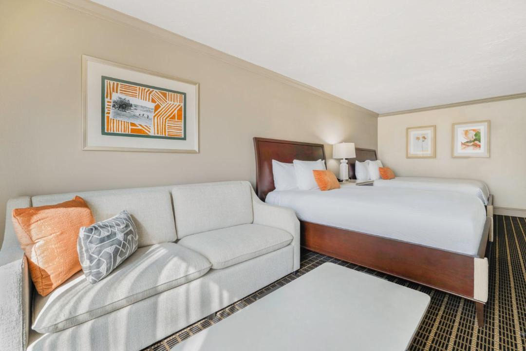 Photo of Bedroom in Howey-in-the-Hills