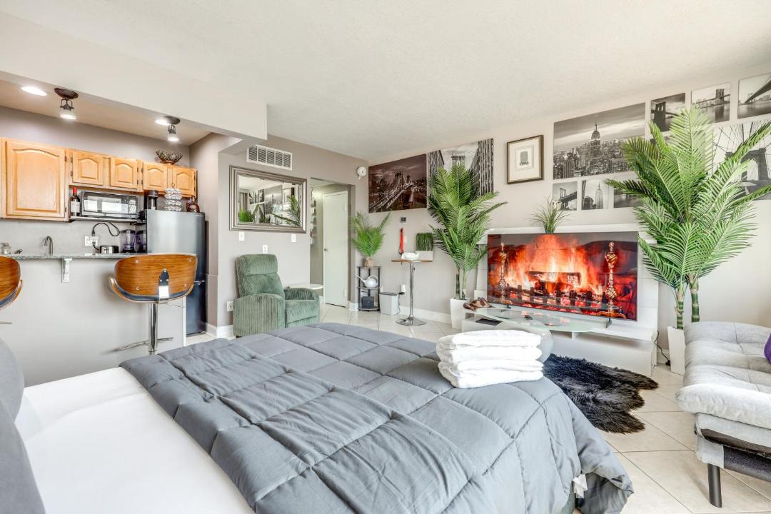 Photo of Bedroom in Downtown Jacksonville