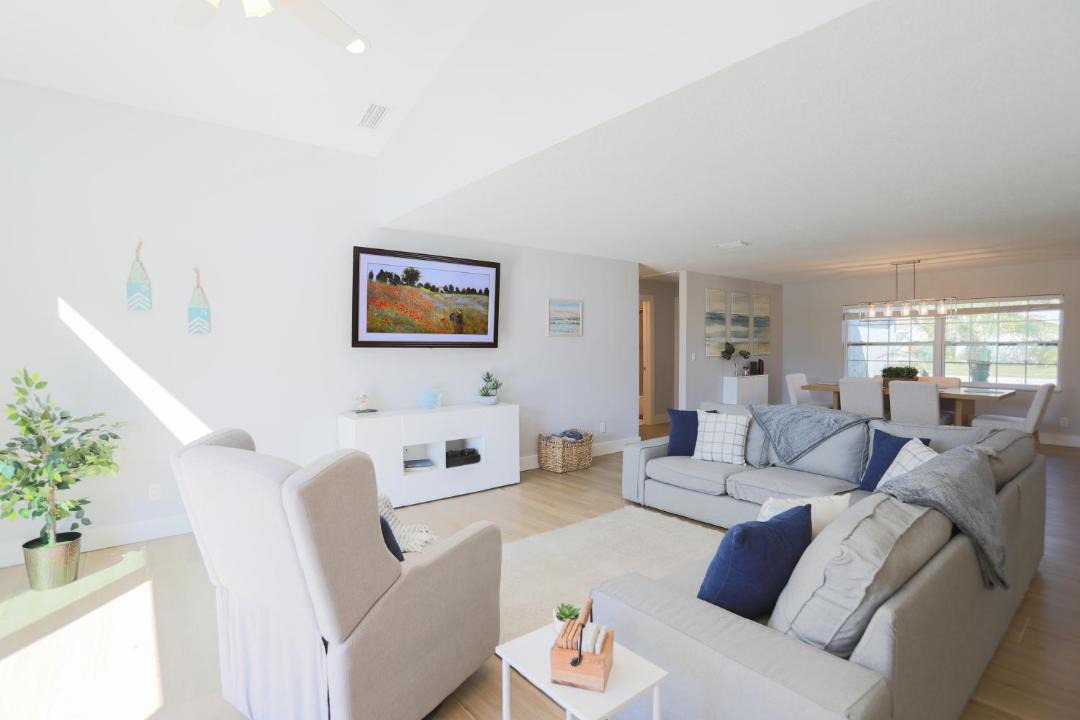 Photo of Livingroom in Clearwater