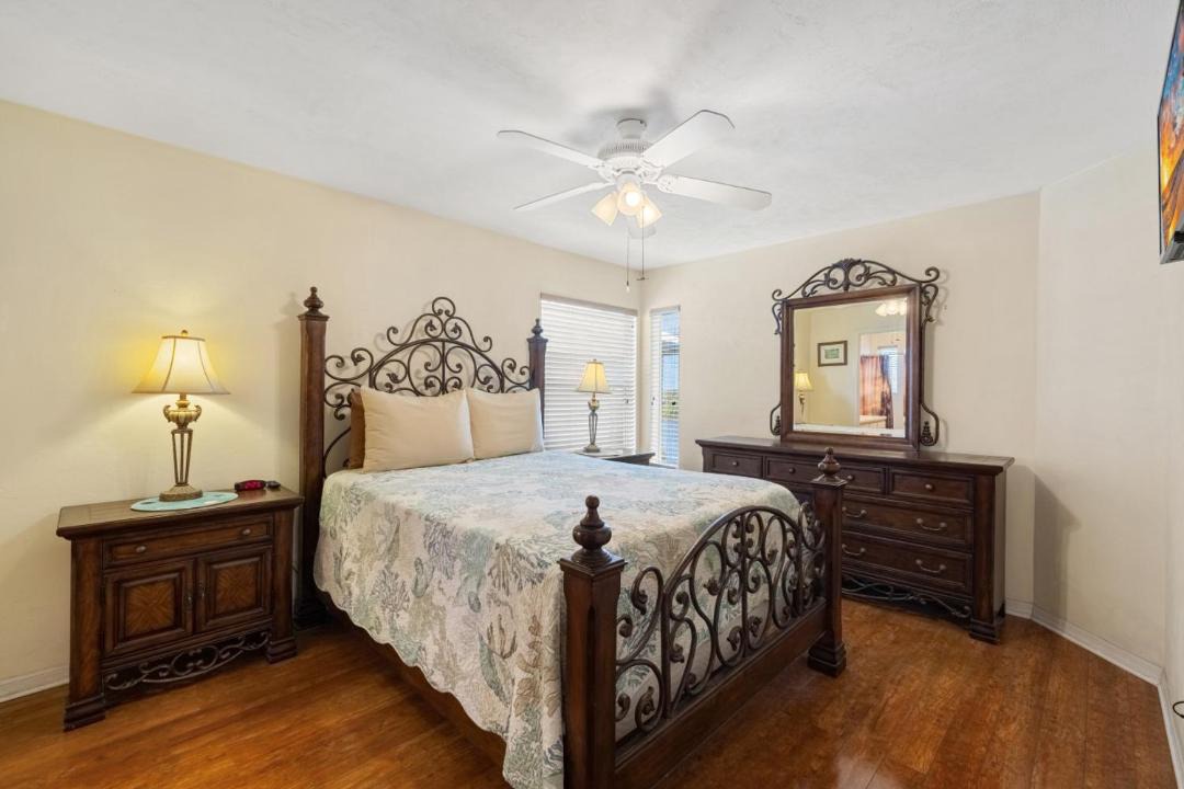 Photo of Bedroom in Cedar Key