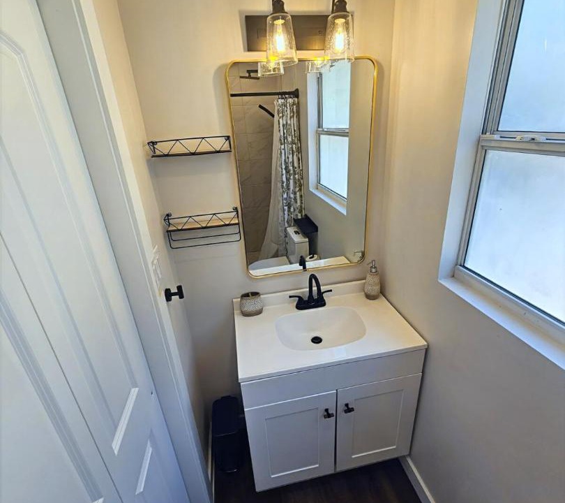 Photo of Bathroom in Meadowlawn