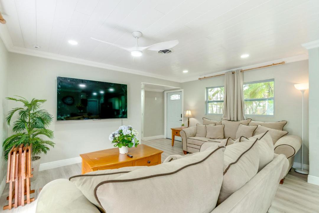 Photo of Livingroom in North Port