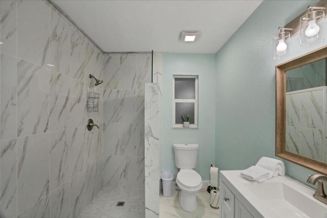 Photo of Bathroom in Grove City