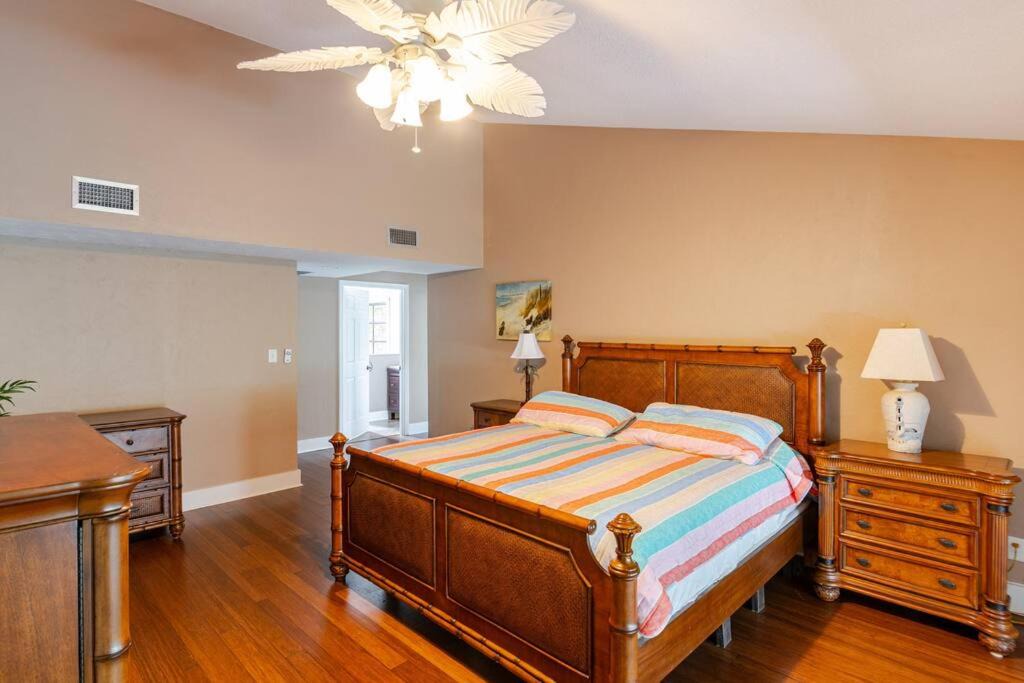 Photo of Bedroom in Haines City