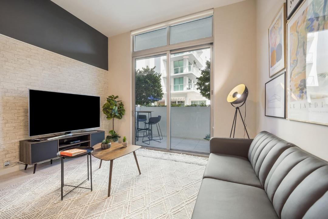 Photo of Livingroom in Northeast Miami