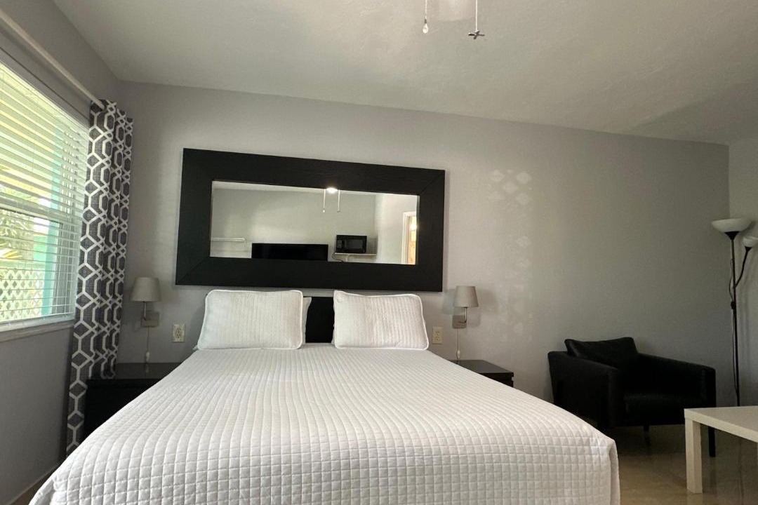 Photo of Bedroom in South Palm Park Neighborhood Association
