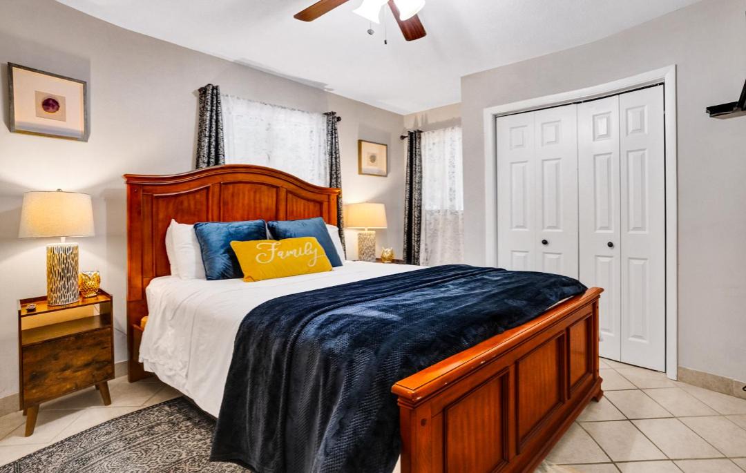 Photo of Bedroom in Deerfield Beach