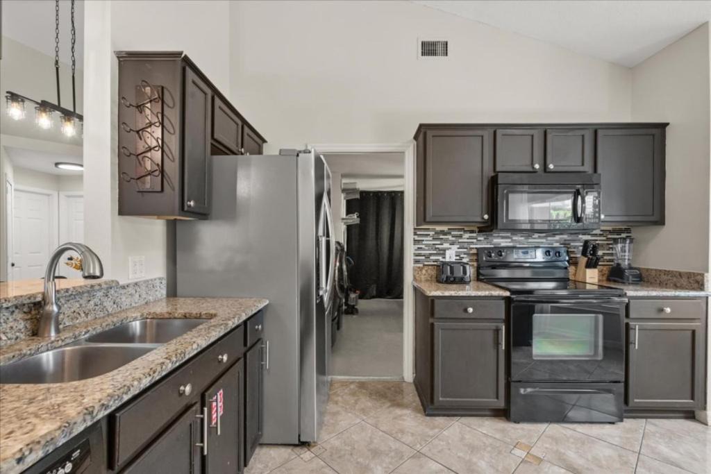 Photo of Kitchen in Bridgewater Crossing