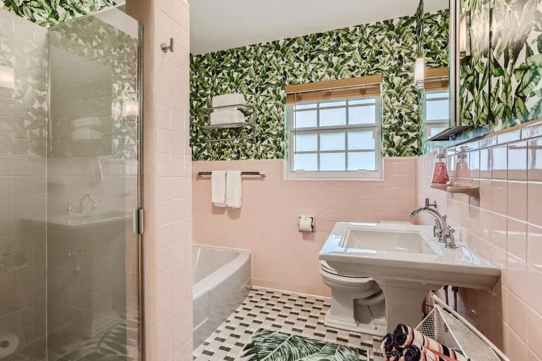 Photo of Bathroom in Parrot Cove