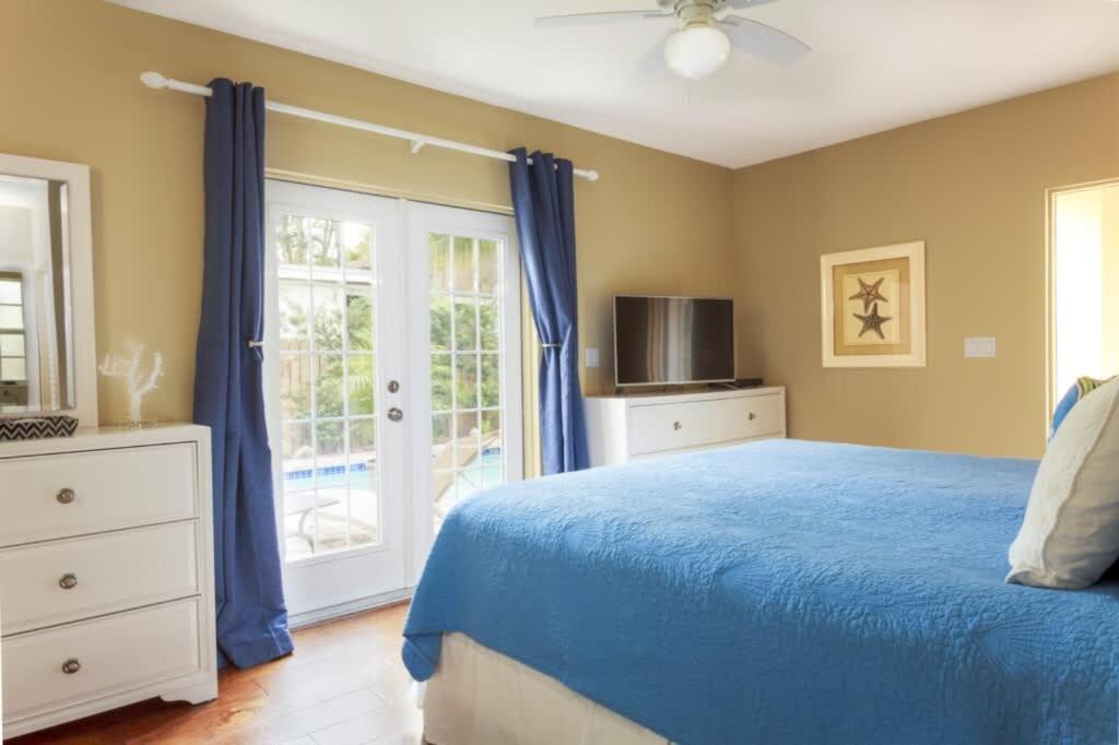 Photo of Bedroom in Flamingo Parks