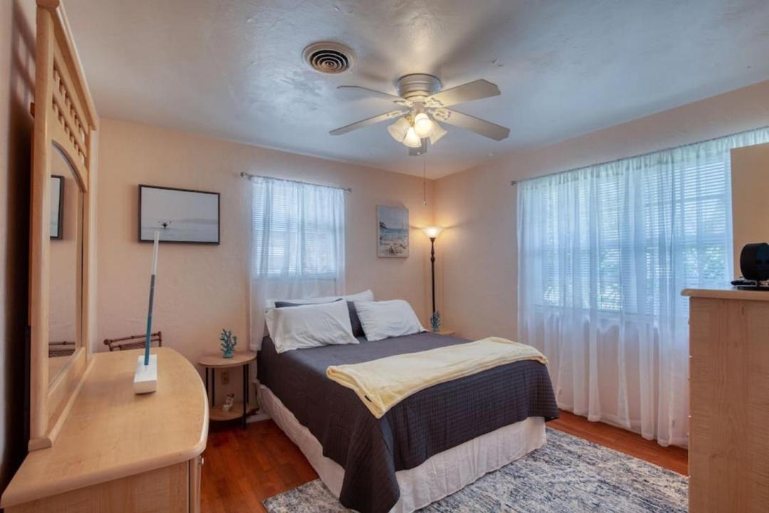 Photo of Bedroom in South Daytona