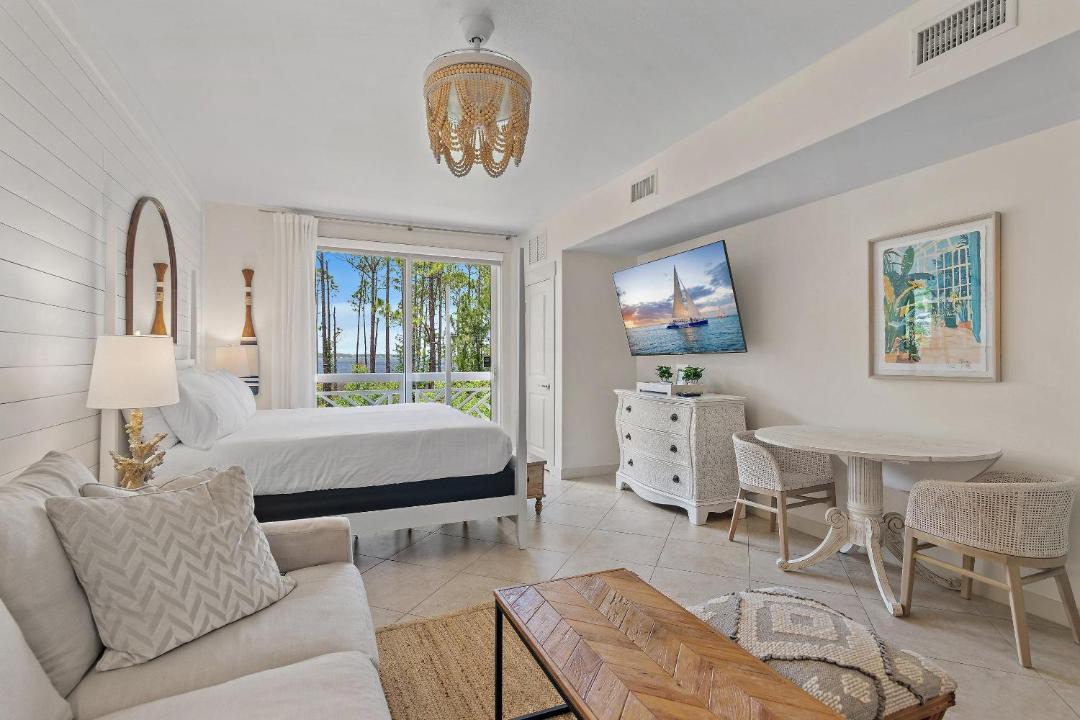 Photo of Bedroom in Baytowne Wharf