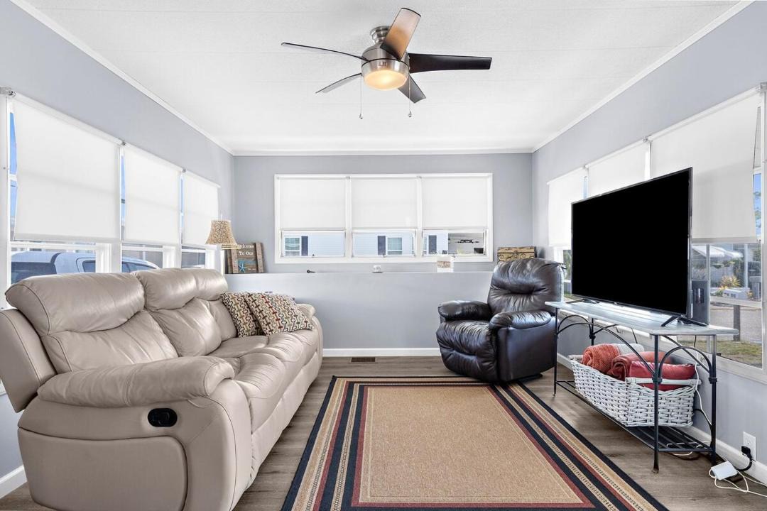 Photo of Livingroom in Laurel