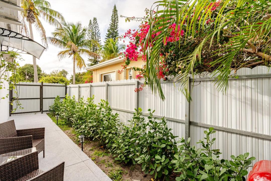 Photo of Patio Balcony in North Miami Beach
